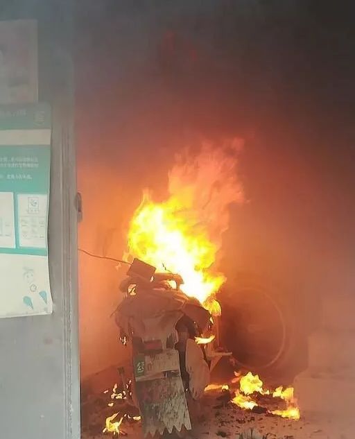 “kycom”排尿痛可能是阴道炎发作(图1)