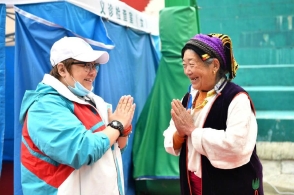 梅西两脚世界波任意球助巴萨大胜!如此表现何须再用金球证明?‘kycom’(图2) 梅西两脚世界波任意球助巴萨大胜!如此表现何须再用金球证明?‘kycom’(图2)