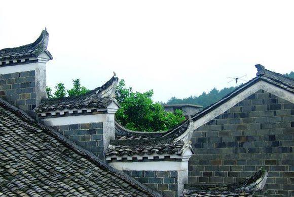 ky.com|国外玩家利用《杀戮空间2》重制《避世血族》(图1)