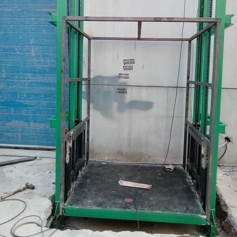 曝皇马欲购阿拉巴 球员父亲：皇马之心路人皆知【kycom】(图1)