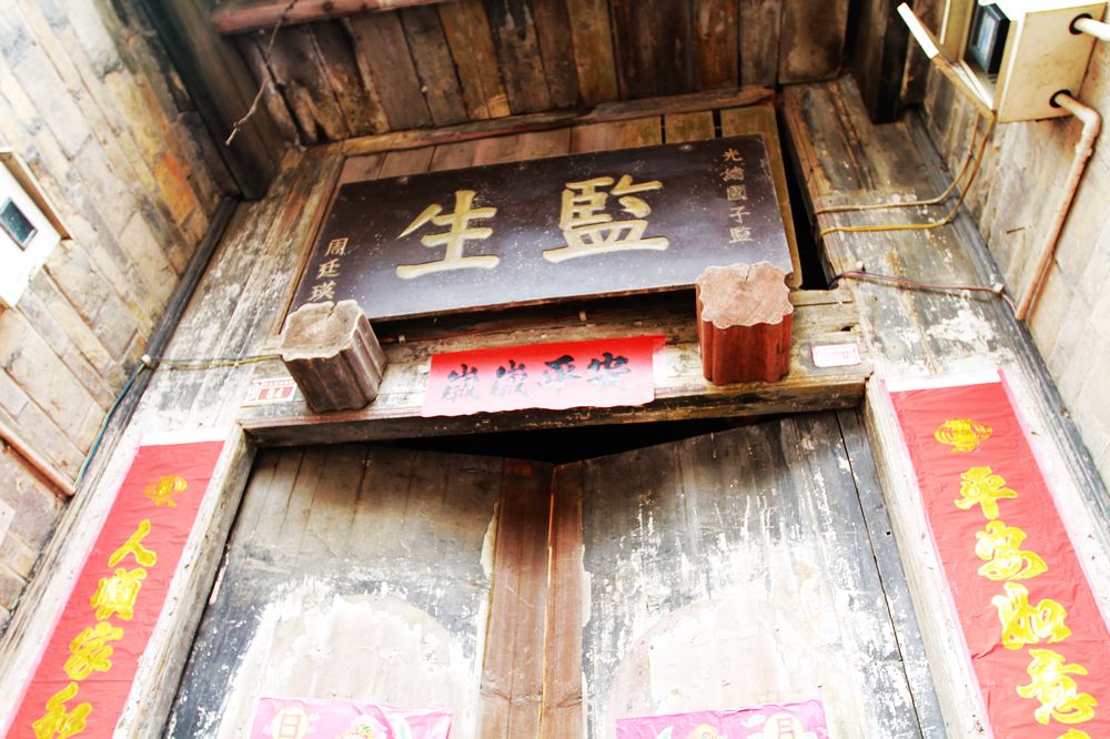 震惊！超8成球迷挺魔笛夺FIFA最佳 C罗仅其1/6“ky.com”(图2)